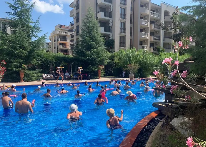 Luxury Orchid With A Garden In A Private Complex Cascadas Bulgaria 3*